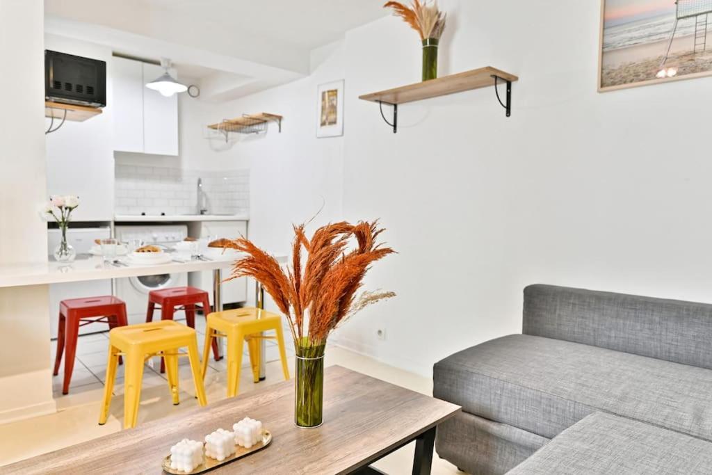 Appartement Proche Canal Saint Martin パリ エクステリア 写真