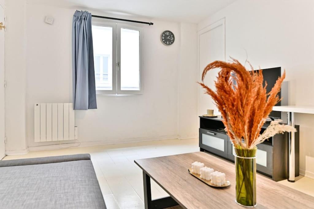 Appartement Proche Canal Saint Martin パリ エクステリア 写真