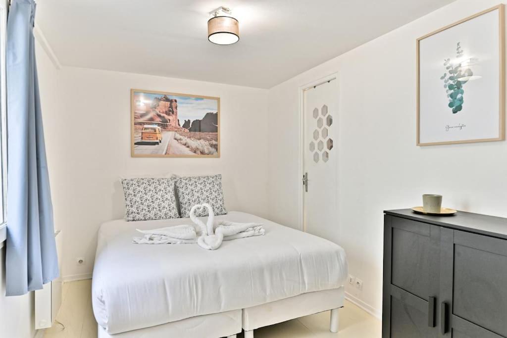 Appartement Proche Canal Saint Martin パリ エクステリア 写真