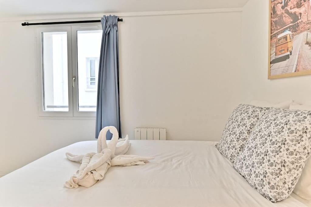 Appartement Proche Canal Saint Martin パリ エクステリア 写真